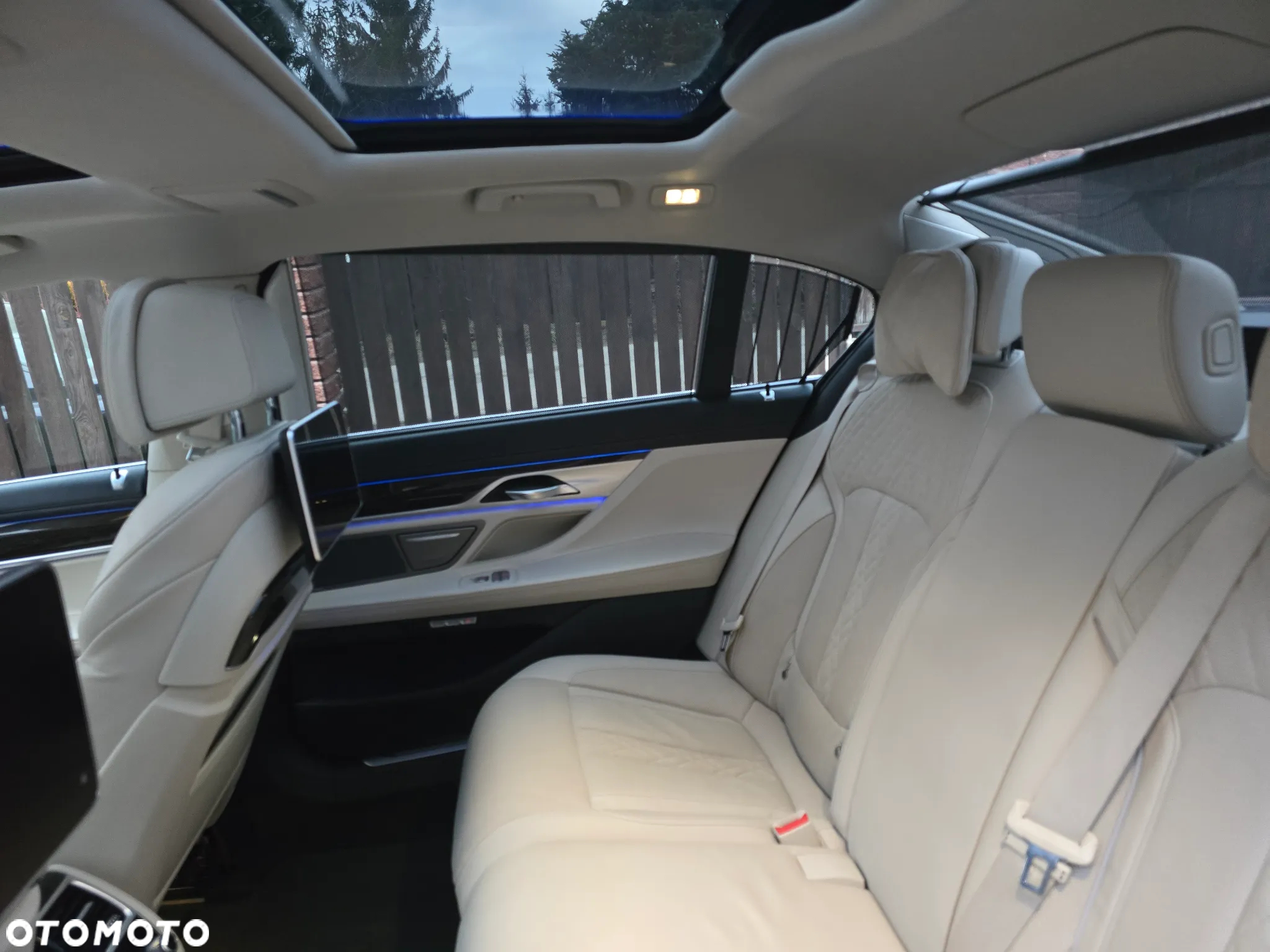 BMW Seria 7 740Le xDrive iPerformance - 12