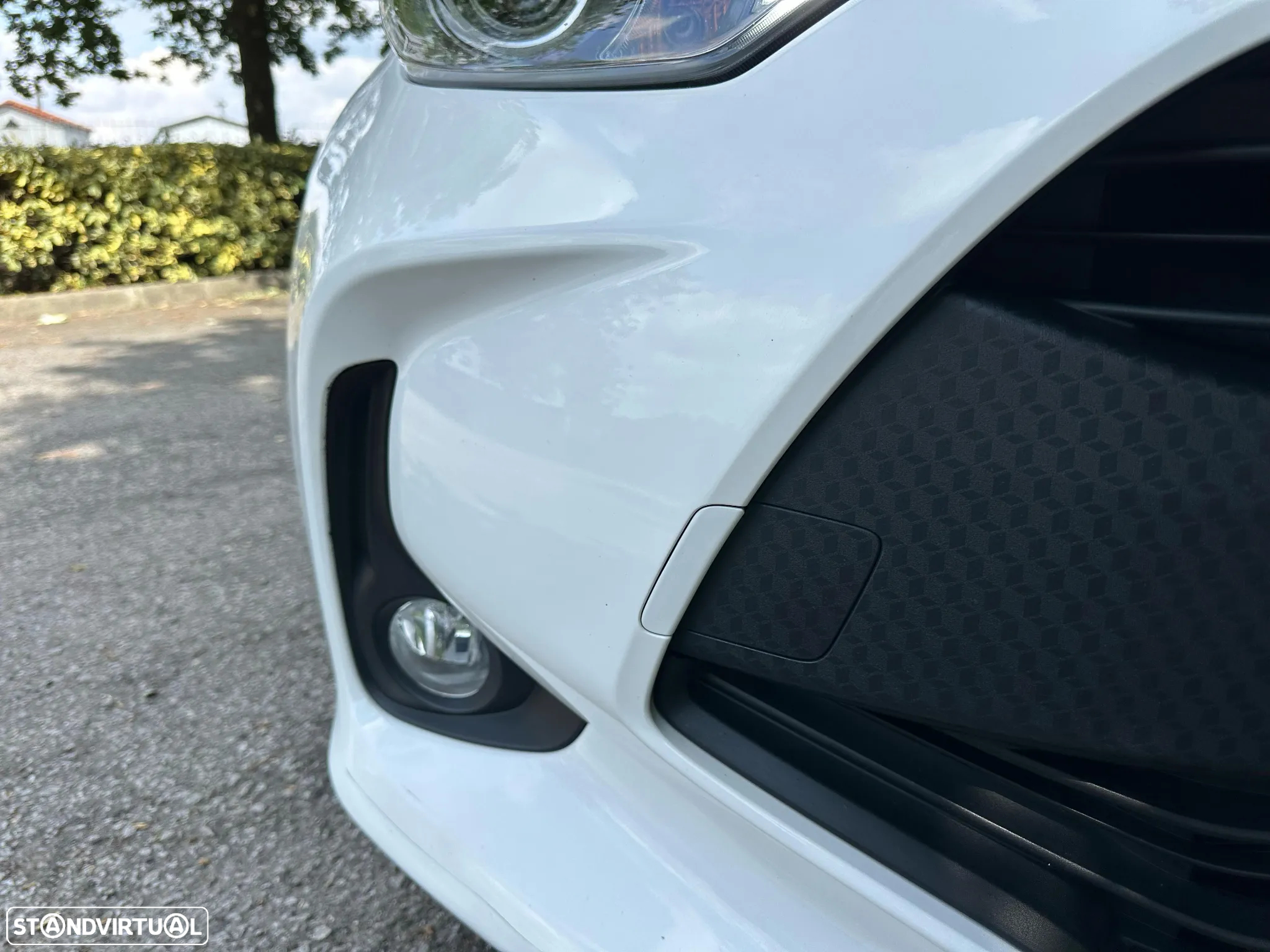 Toyota Yaris 1.5 HDF GR Sport - 14