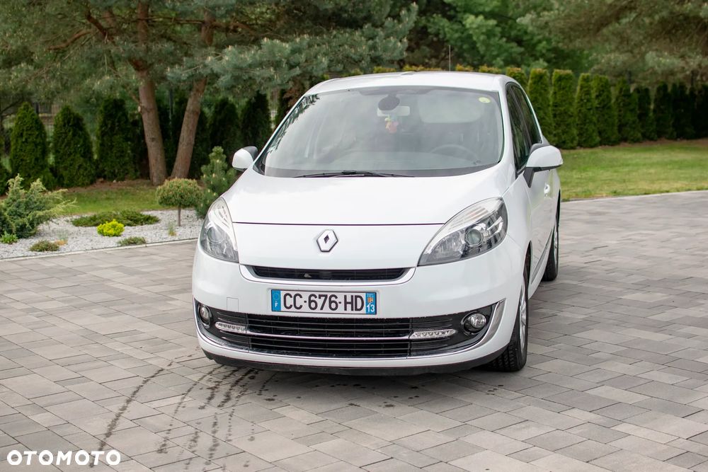 Renault Grand Scenic - 8