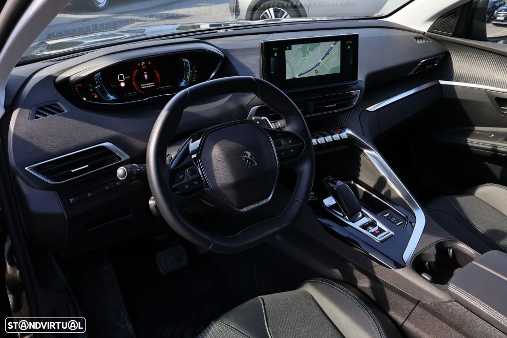 Peugeot 3008 1.6 Hybrid Allure e-EAT8 - 17