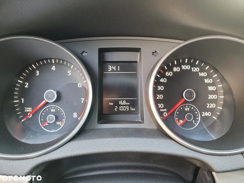 Volkswagen Golf - 15