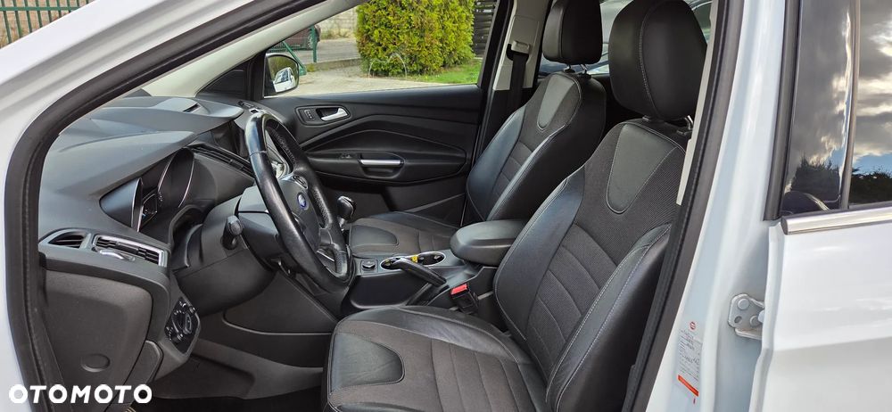 Ford Kuga 2.0 TDCi 4WD Titanium - 11