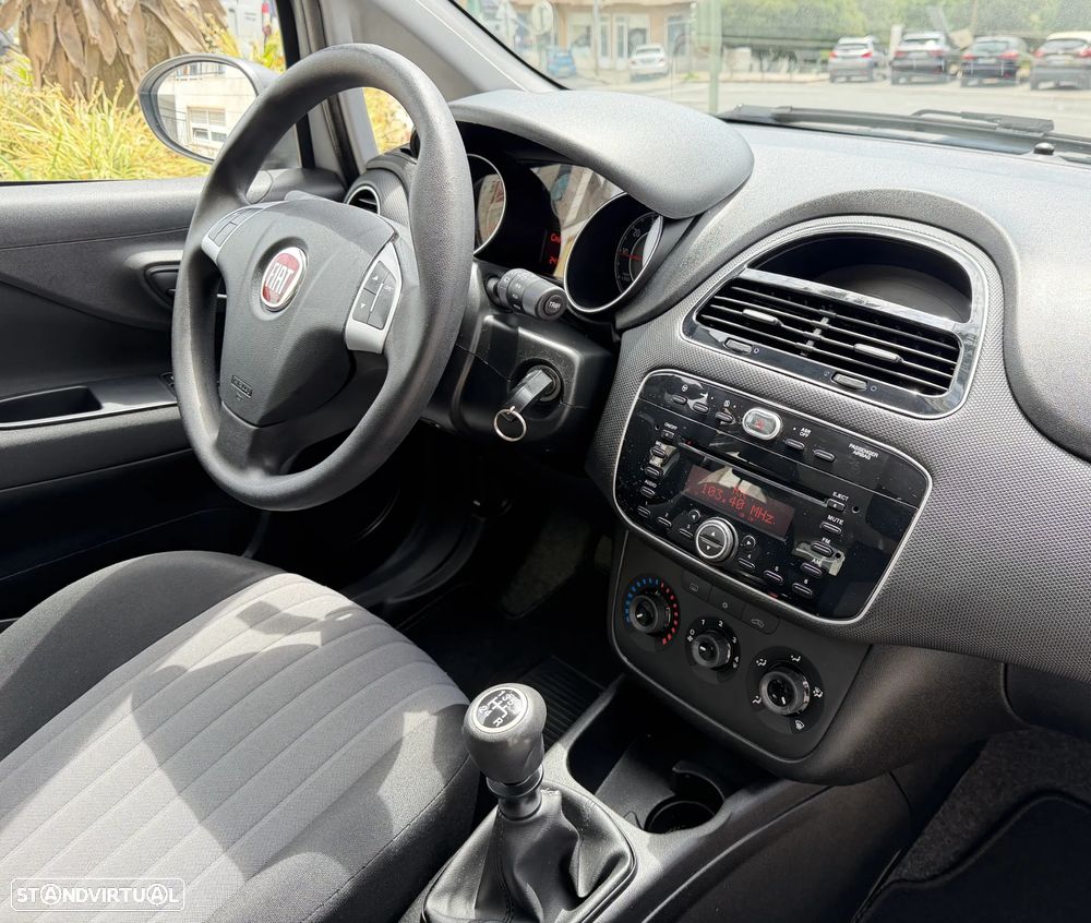 Fiat Punto 1.2 Lounge S&S - 15