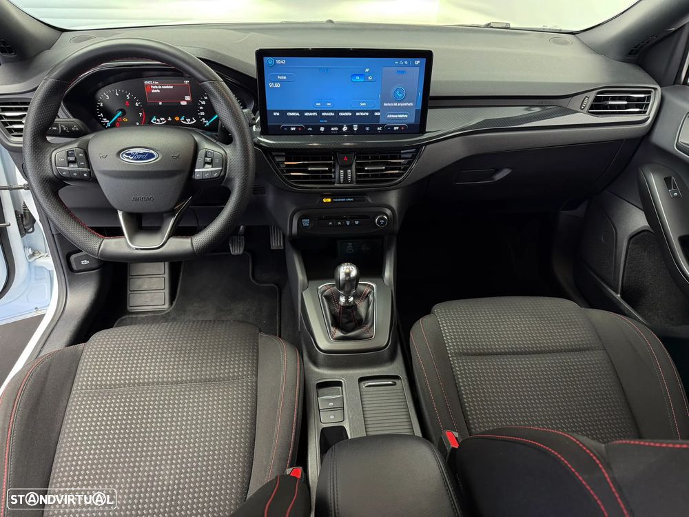 Ford Focus 1.0 EcoBoost MHEV ST-Line - 12