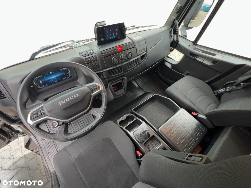 Iveco ML180E32/P Zabudowa Międzynarodowa 22EP + Winda Slider 1500 kg - 9