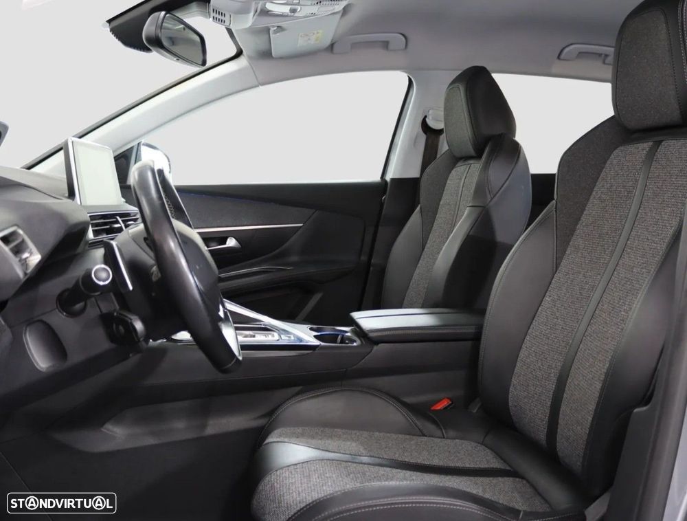 Peugeot 3008 — fotografia 4