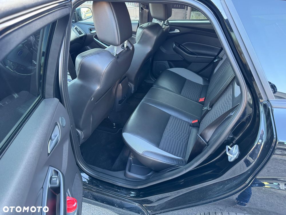 Ford Focus 2.0 TDCi ST PowerShift - 27