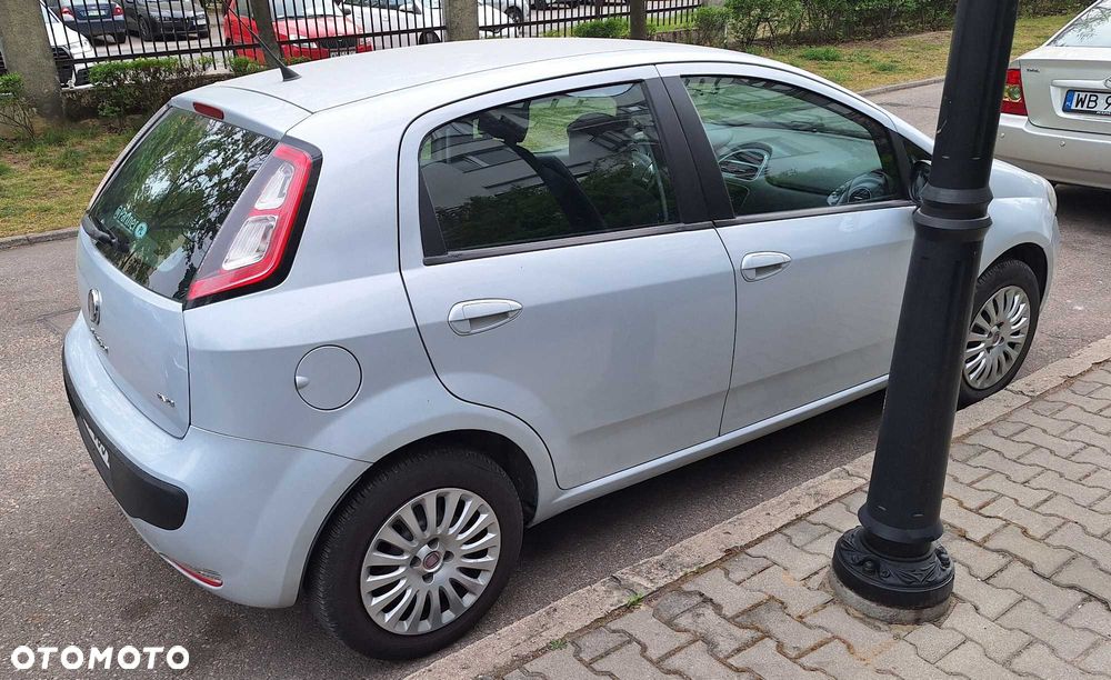 Fiat Punto Evo 2010 photo 2