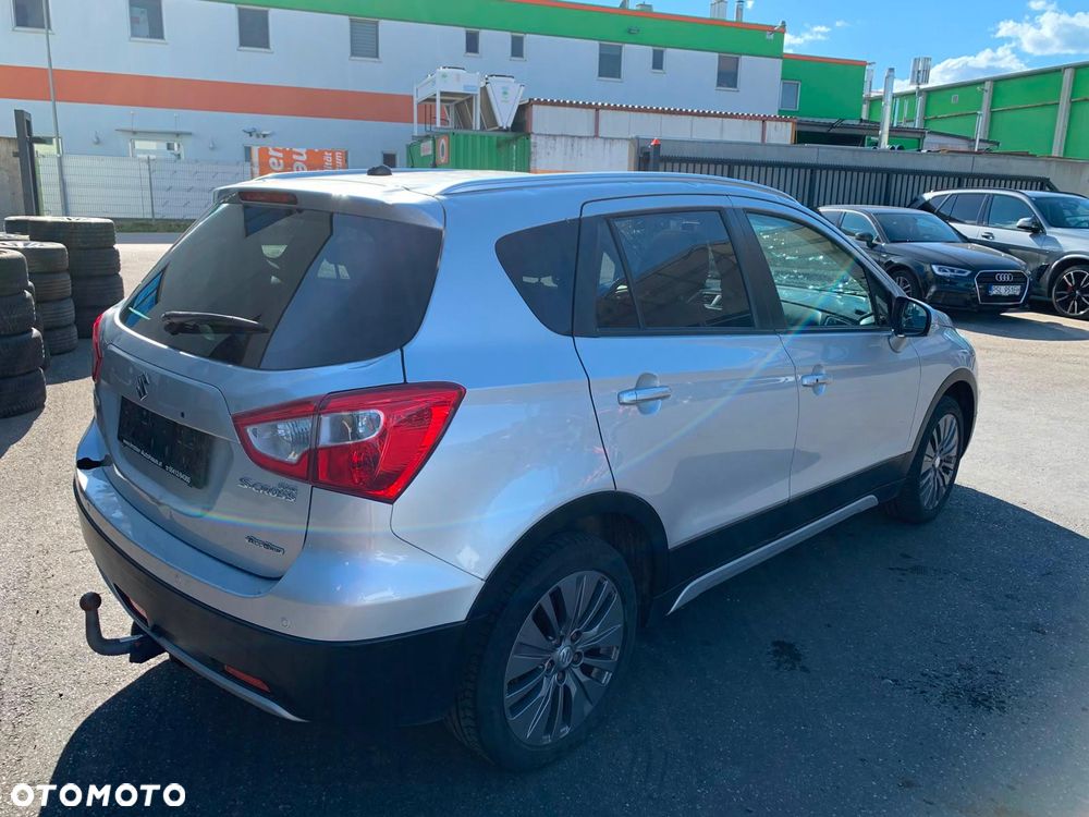 Suzuki SX4 S-Cross 1.6 DDiS Premium Plus 4WD - 4