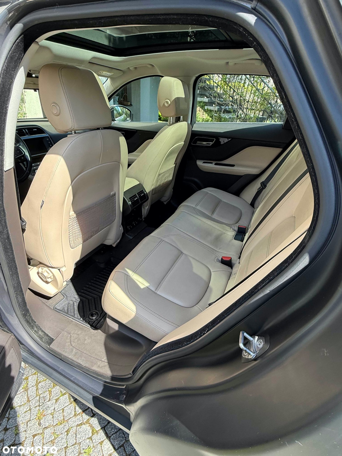 Jaguar F-Pace 2.0 i4D AWD Prestige - 10