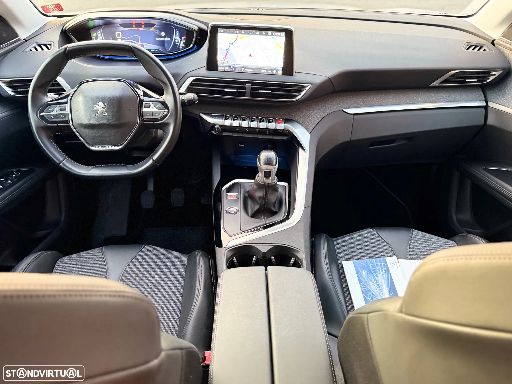 Peugeot 5008 1.2 PureTech Allure Pack - 4