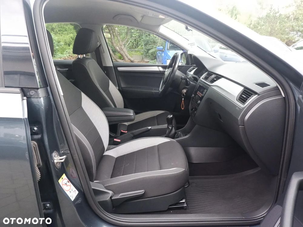 Skoda RAPID 1.0 TSI Ambition - 13
