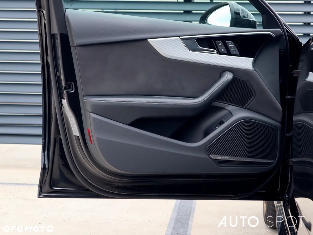 Audi RS4 Avant TFSI Quattro Tiptronic - 12