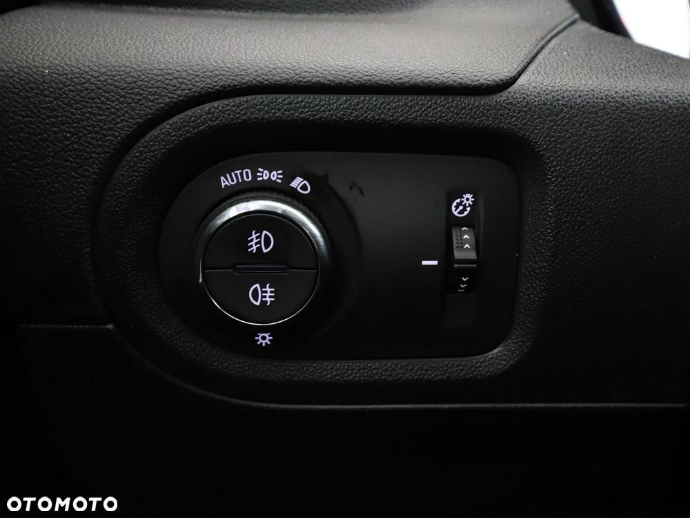 Opel Grandland X 1.5 CDTI Design Line S&S - 34