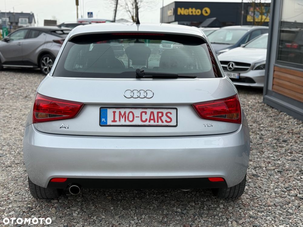 Audi A1 Sportback 1.6 TDI Attraction - 14