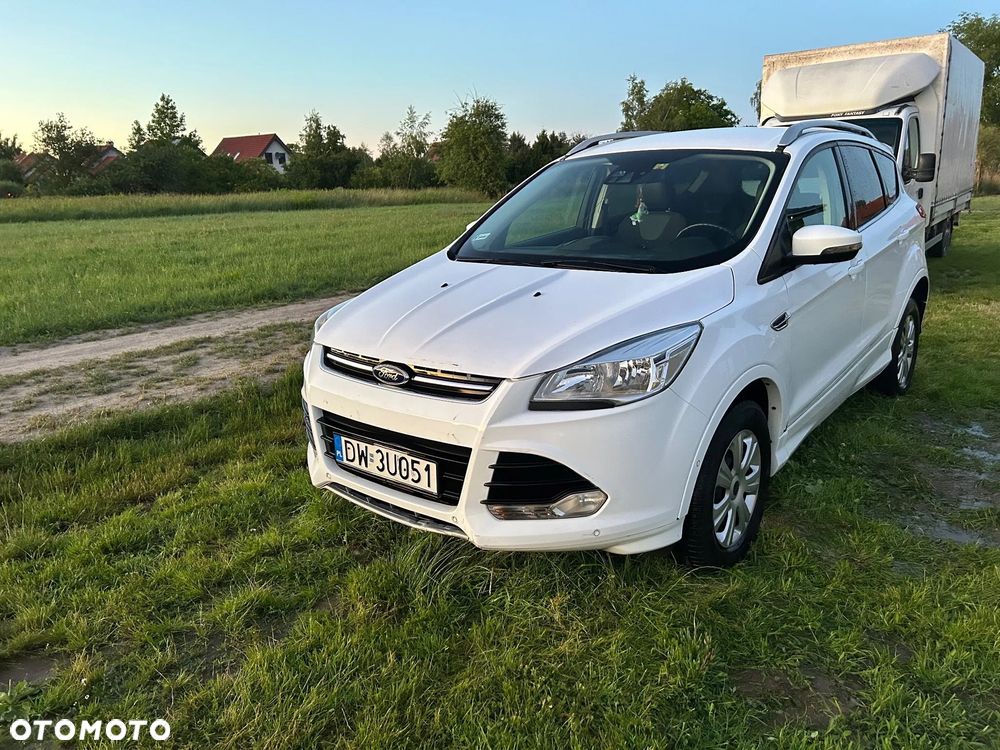 Ford Kuga - 1