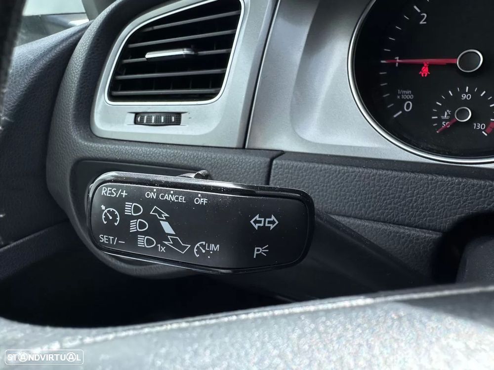 VW Golf Variant 1.6 TDi Highline - 14