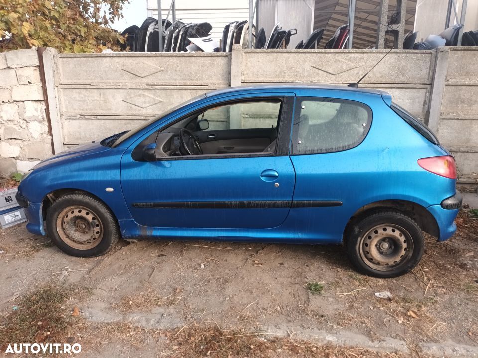 Dezmembrari  Peugeot 206  1998  > 0000 1.6 HDi 110 Motorina - 6