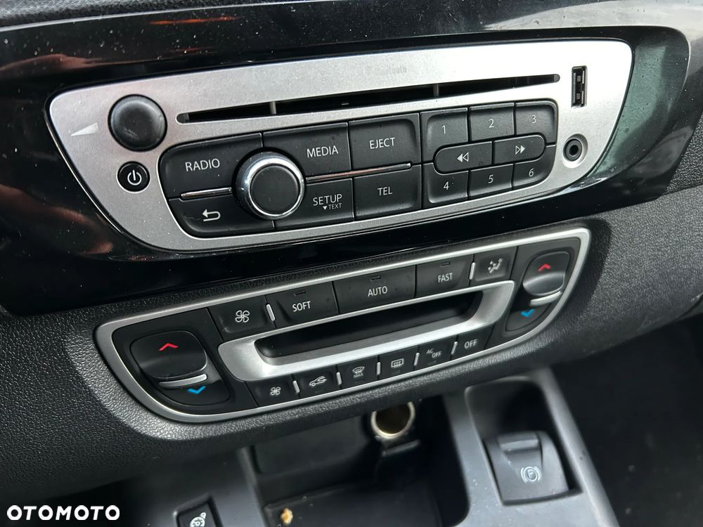 Renault Scenic Energy dCi 130 S&S Bose Edition - 26