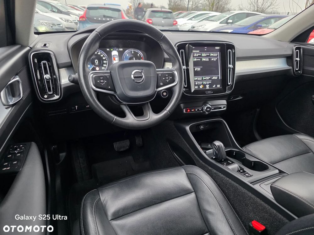 Volvo XC 40 D3 Momentum Pro - 36