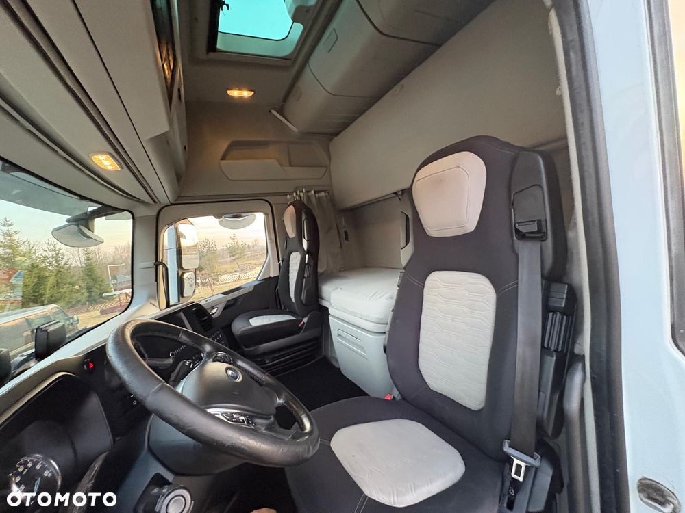 Ford F-MAX 500 Super Stan - 21