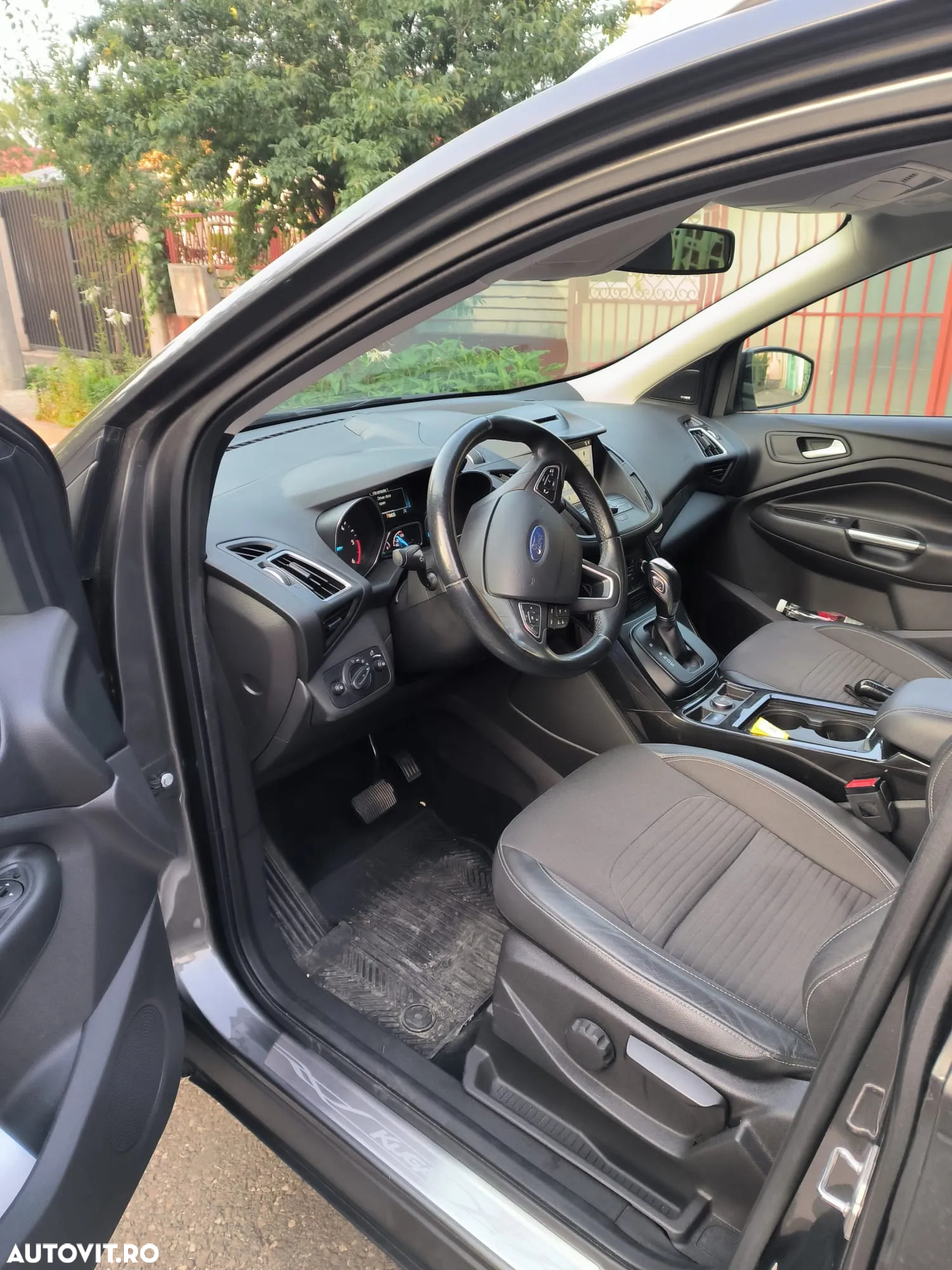 Ford Kuga 2.0 TDCi 4WD Powershift Titanium - 10