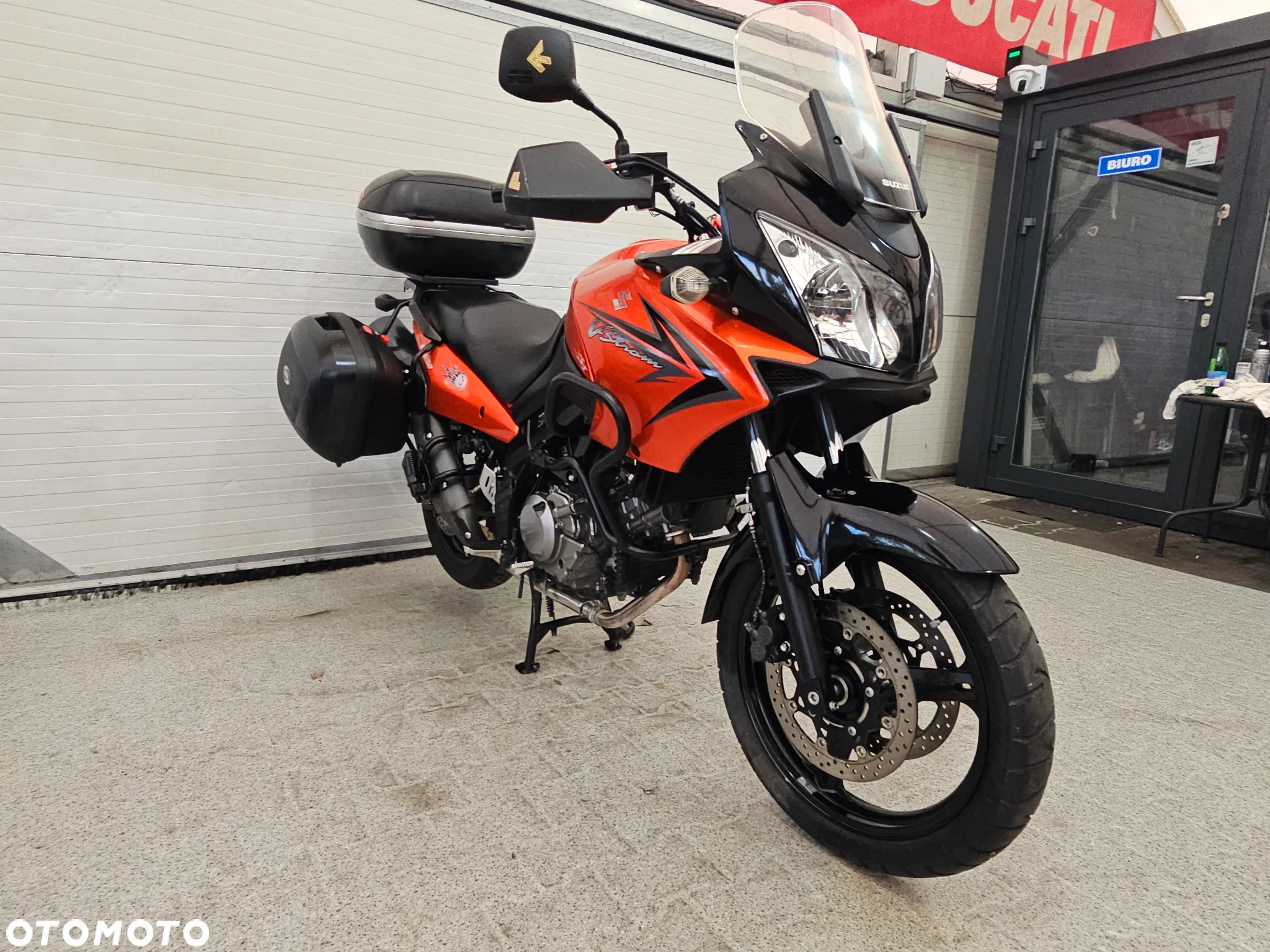 Suzuki DL - 6