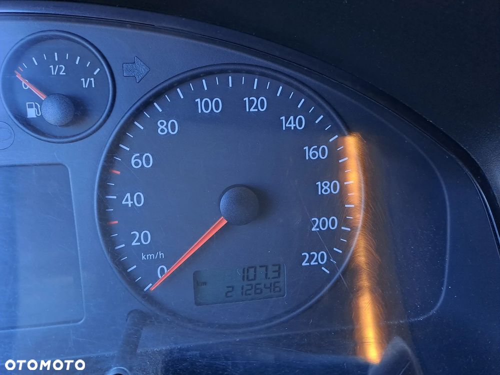 Volkswagen Transporter - 10