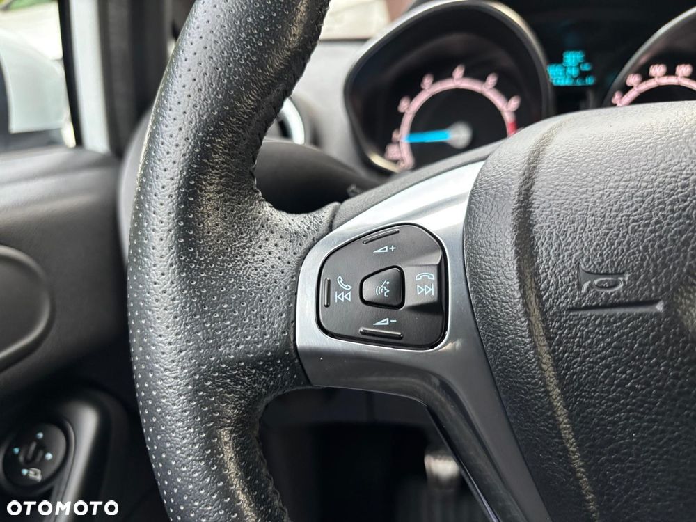 Ford Fiesta 1.0 EcoBoost S&S ST-LINE Black - 12