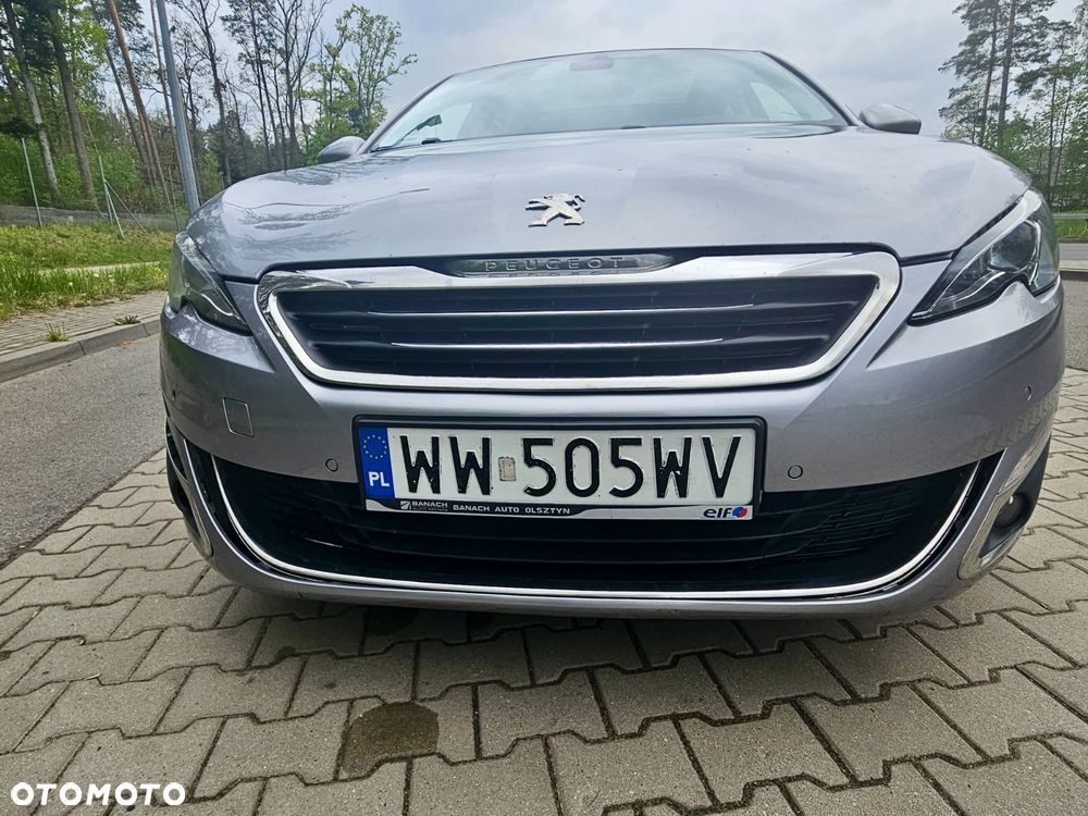 Peugeot 308 1.2 PureTech Allure S&S - 5