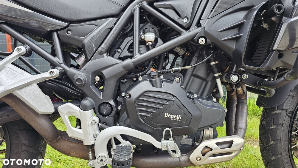 Benelli TRK 502X - 17