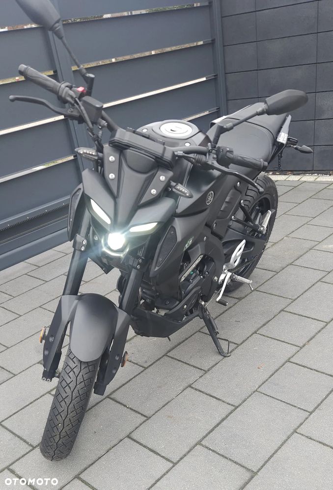 Yamaha MT - 7