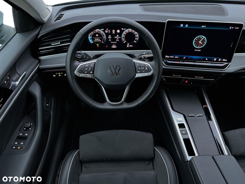 Volkswagen Passat - 27