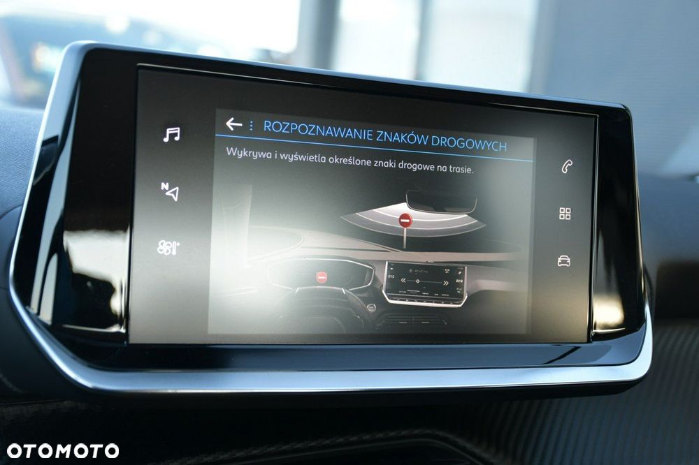 Peugeot 2008 1.5 BlueHDi Active S&S - 28