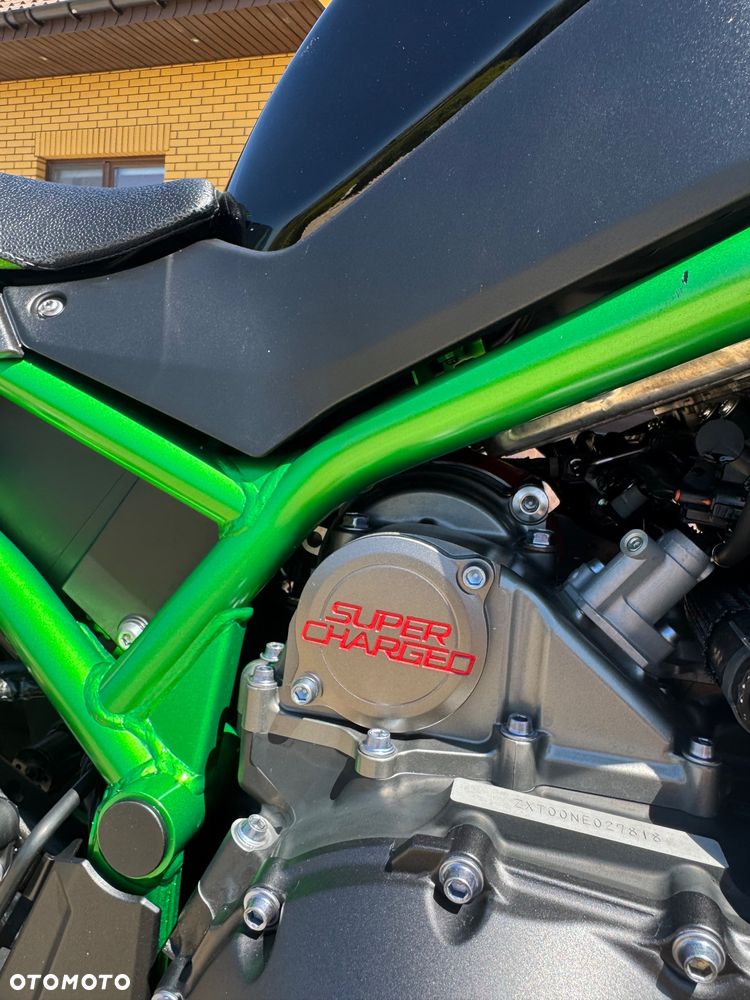Kawasaki H2 - 8