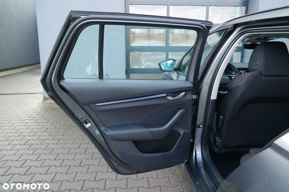 Skoda Octavia - 21