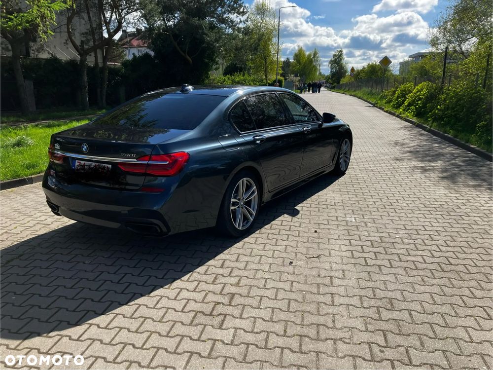 BMW Seria 7 740Li - 3