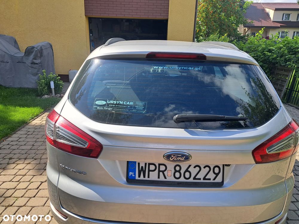 Ford Mondeo 2.0 TDCi Ambiente - 11