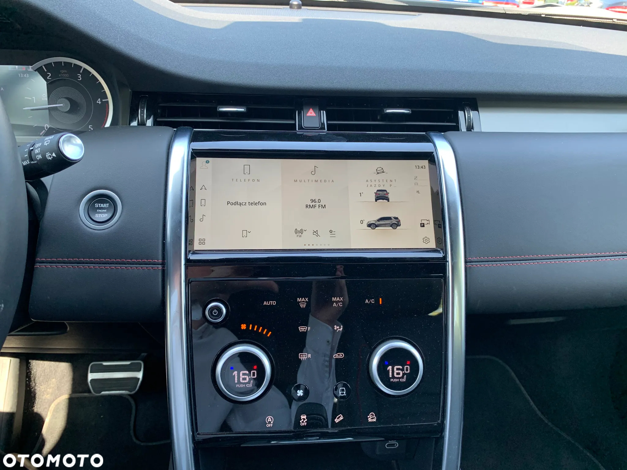 Land Rover Discovery Sport - 18