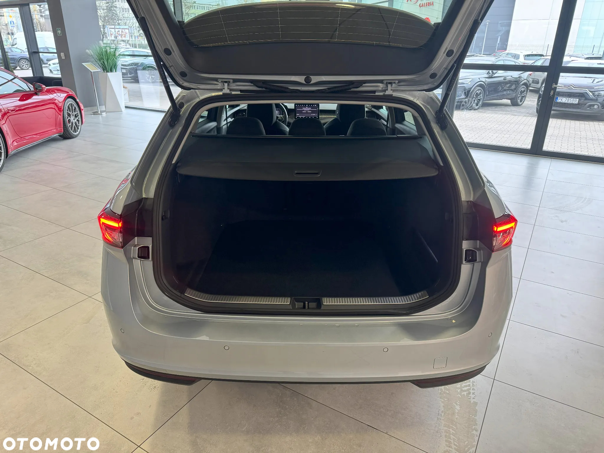 Skoda Superb 2.0 TDI SCR Essence DSG - 20