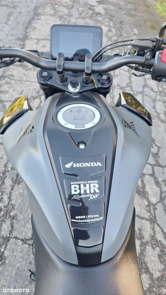 Honda CB - 33