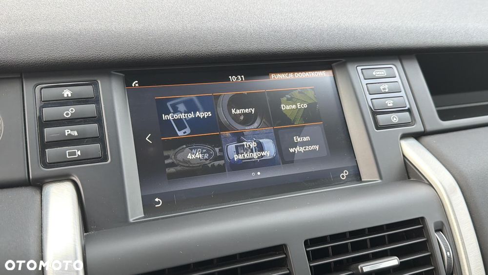 Land Rover Discovery Sport 2.0 TD4 HSE - 31
