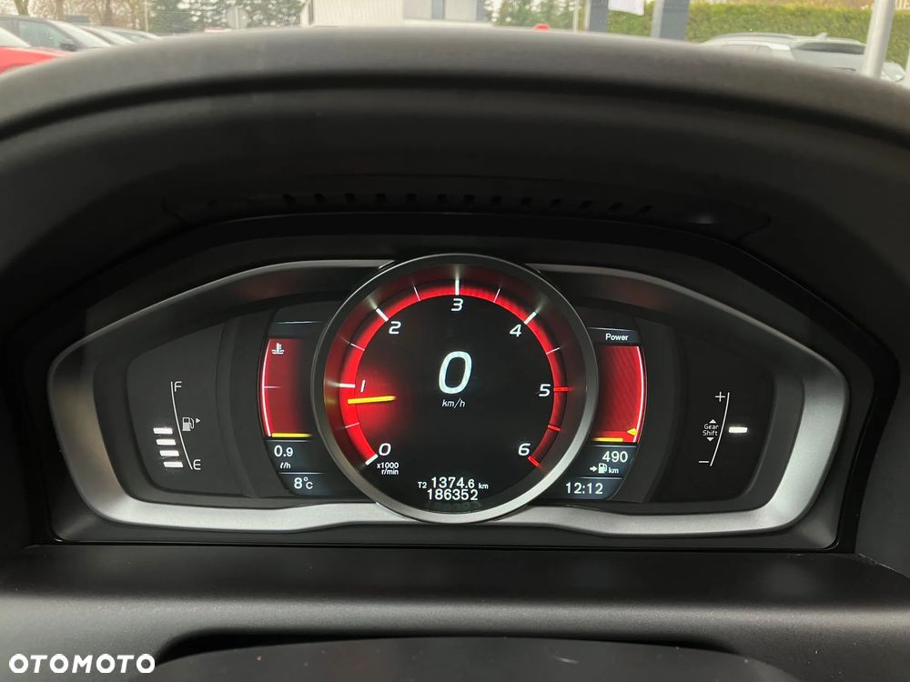 Volvo XC 60 D3 Ocean Race - 25