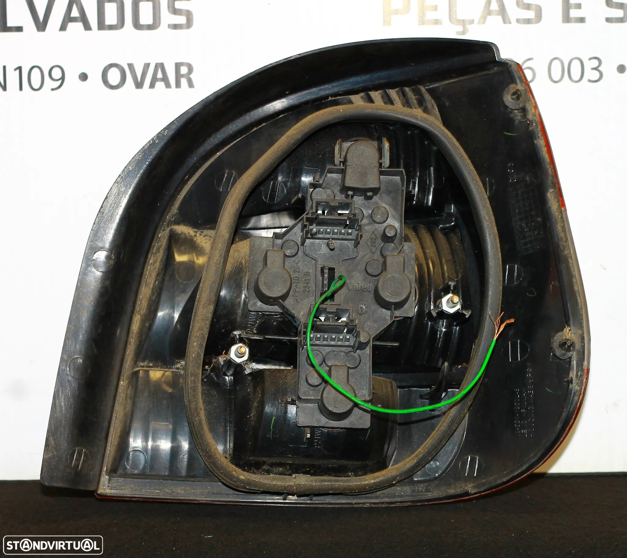 FAROLIM ESQUERDO RENAULT SCENIC - 3