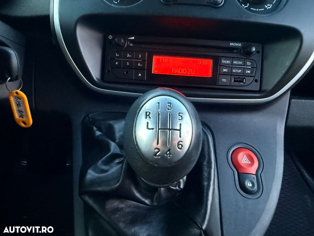 Renault Kangoo BLUE dCi 95 Intens - 13