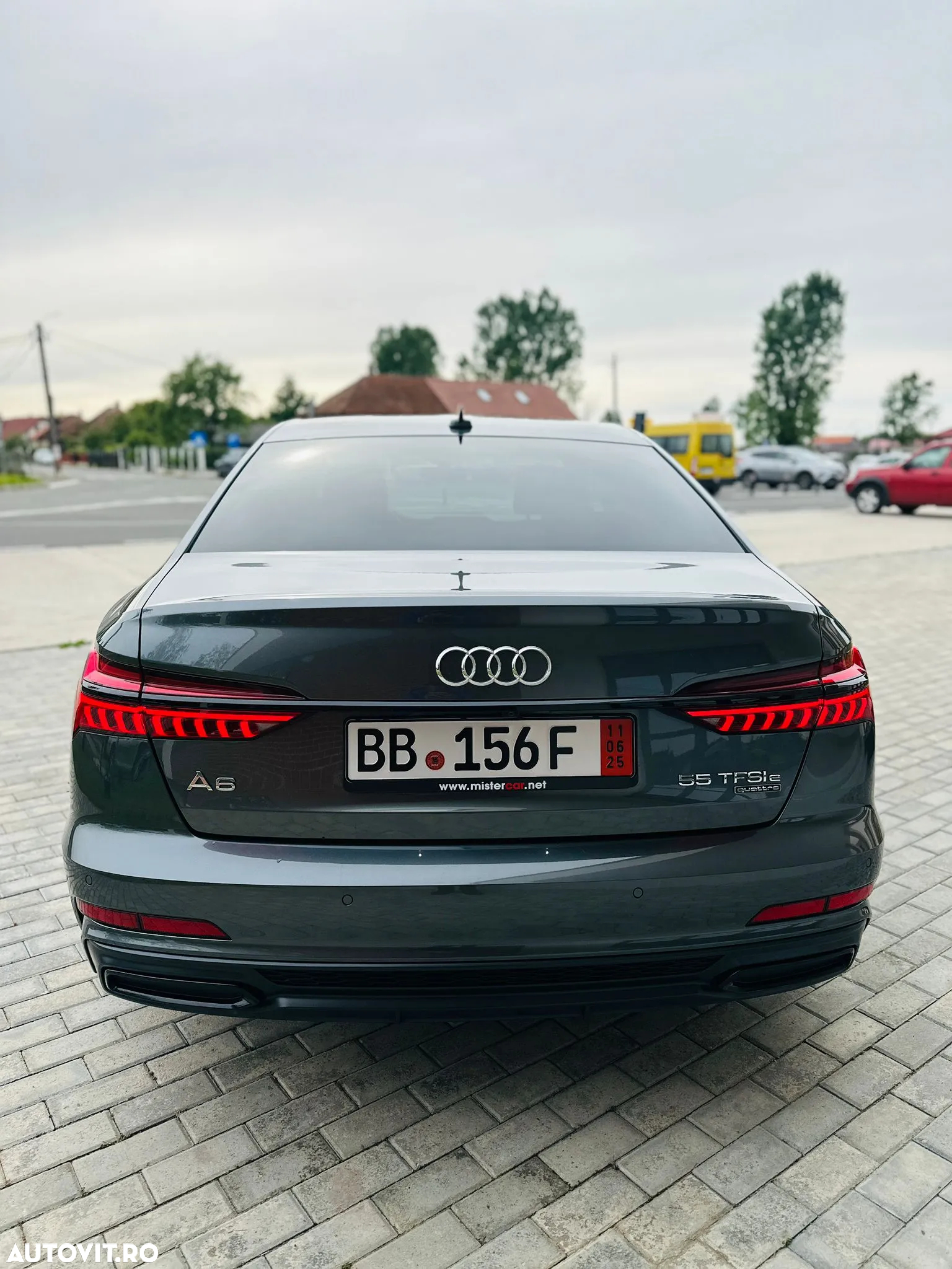 Audi A6 Avant 55 TFSI e quattro S tronic sport - 10