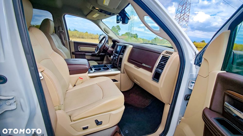 RAM 1500 5.7 Crew Cab Laramie - 11