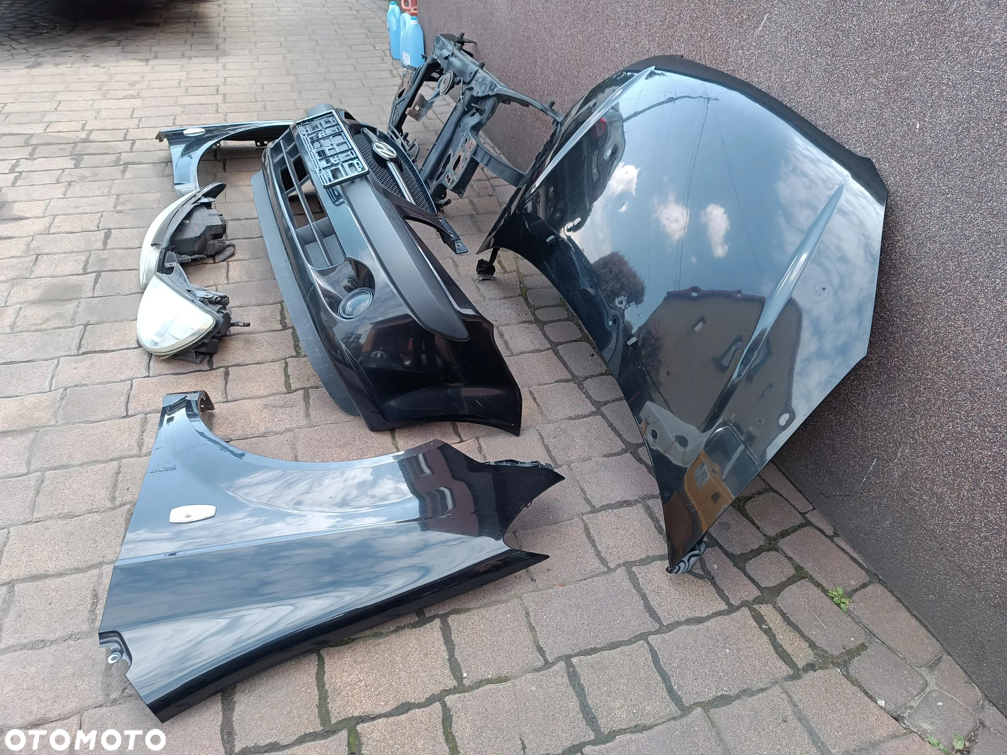 Hyundai Getz FL LIFT (2006-2010) błotnik PRAWY przód przedni Czarny kod lakieru EB - 12