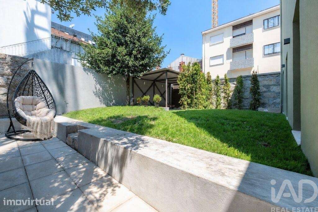 Moradia geminada T4 em Campanhã de 145 m2 - Grande imagem: 4/28