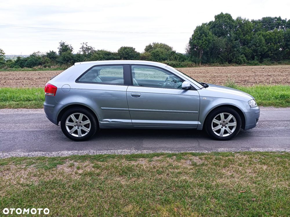 Audi A3 3-drzwiowe 2.0 TFSI (DSG) S tronic S Line Sportpaket plus - 4